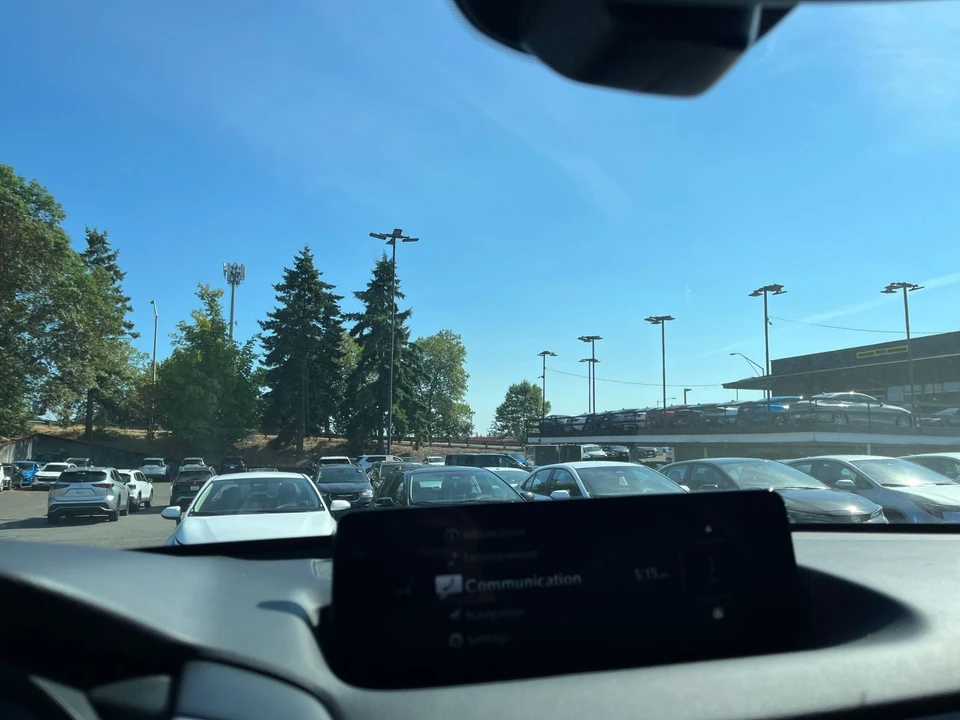 2026 Mazda CX-50 - Image 18 of 31