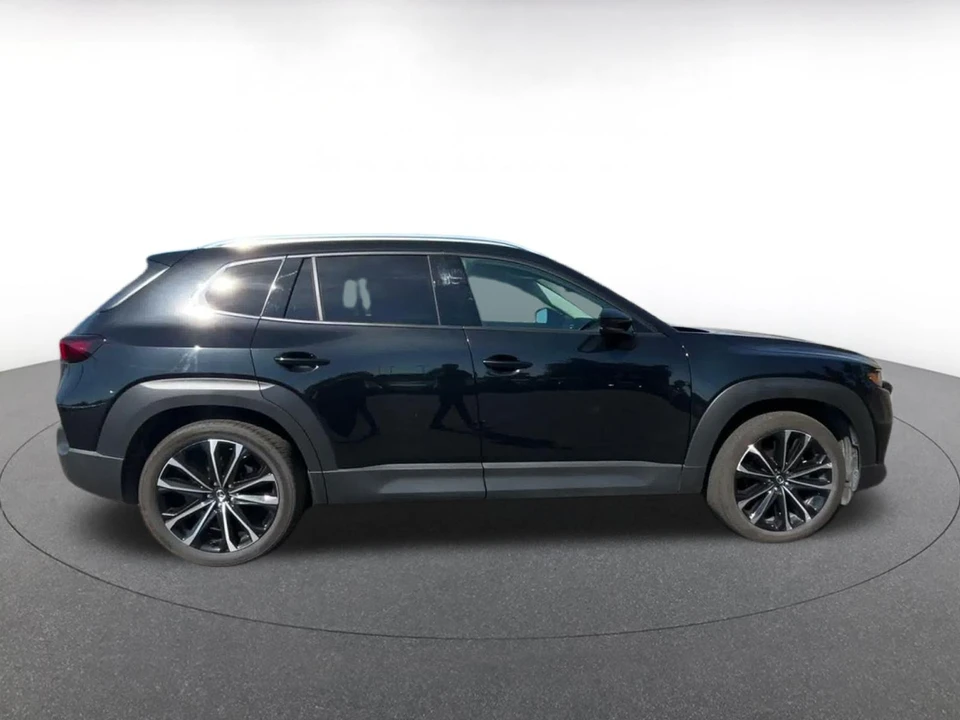 2026 Mazda CX-50 - Image 17 of 31