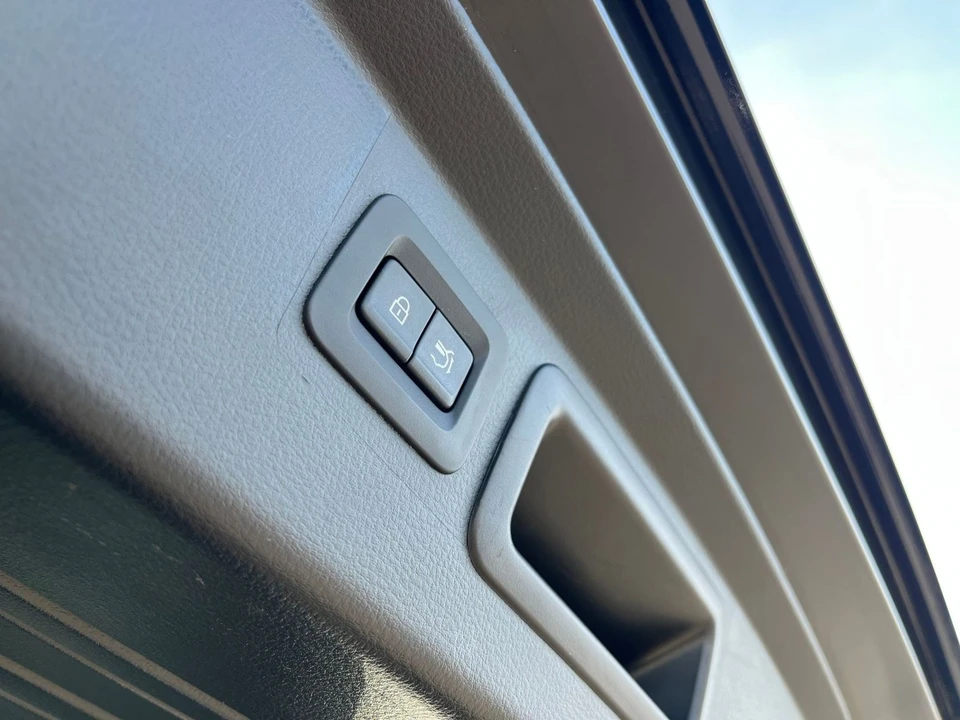 2026 Mazda CX-50 - Image 24 of 31