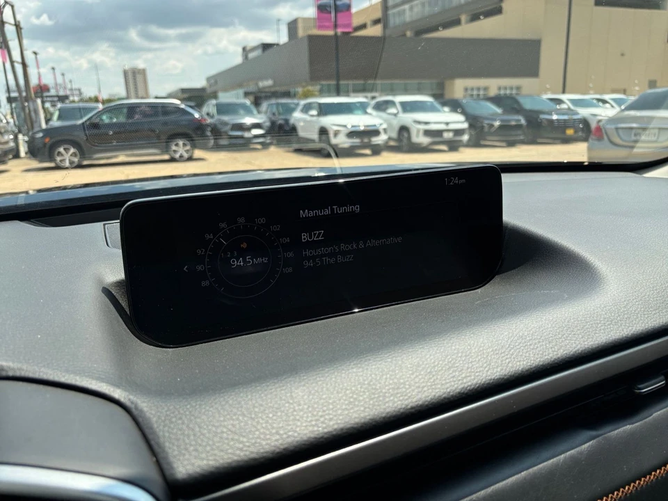 2026 Mazda CX-50 - Image 21 of 31