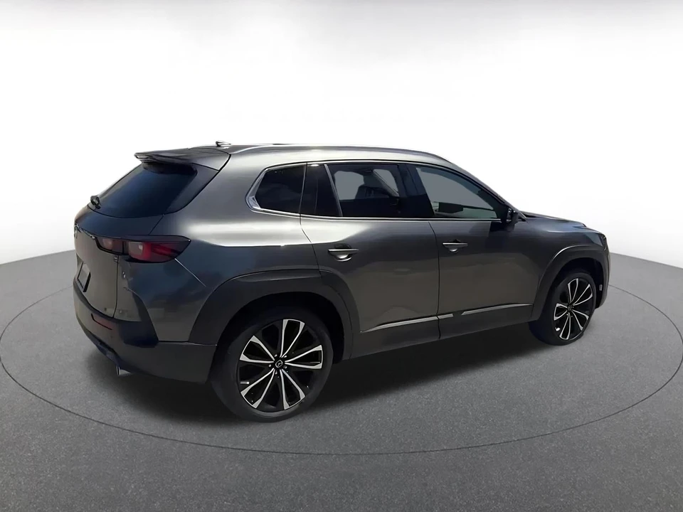 2026 Mazda CX-50 - Image 16 of 31