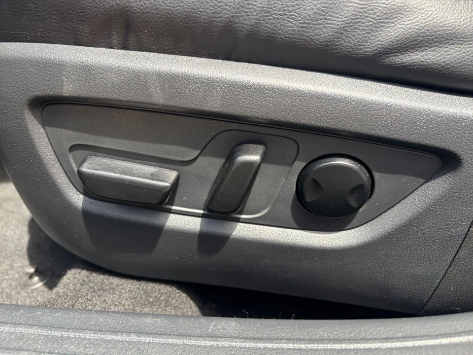 2026 Mazda CX-50 - Image 23 of 31