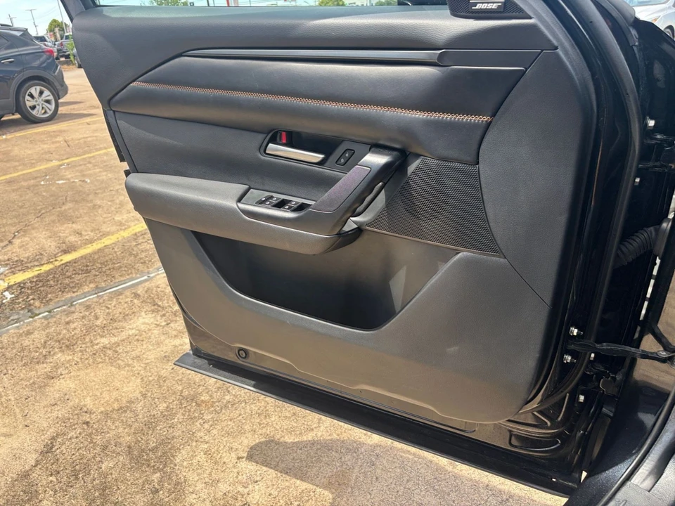 2026 Mazda CX-50 - Image 20 of 31
