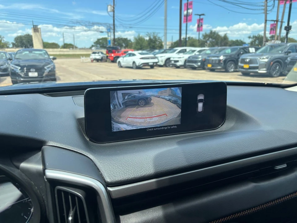 2026 Mazda CX-50 - Image 27 of 31
