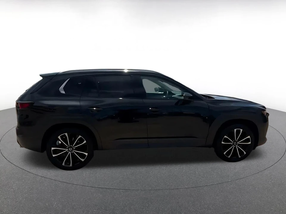 2026 Mazda CX-50 - Image 17 of 31