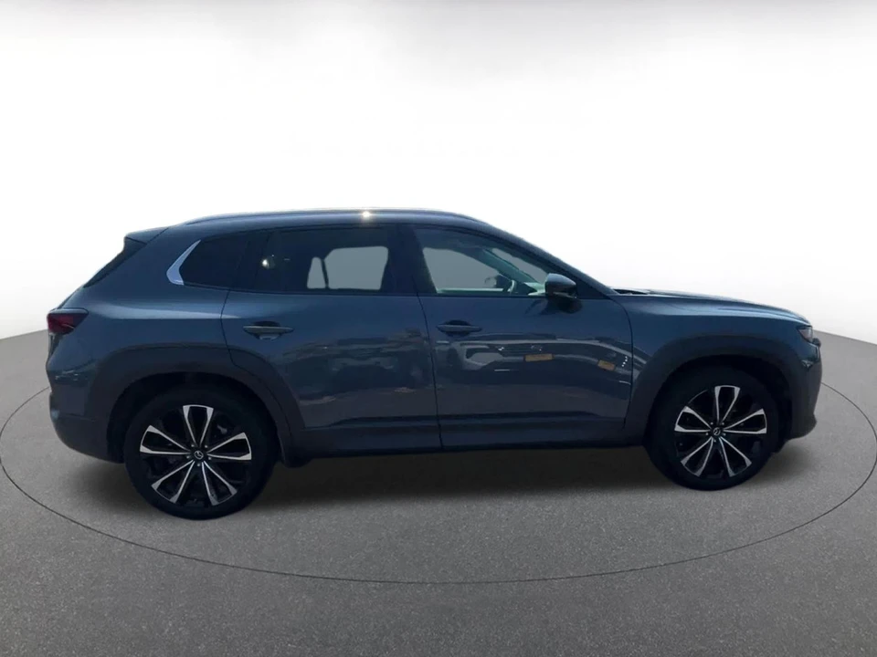 2026 Mazda CX-50 - Image 18 of 31