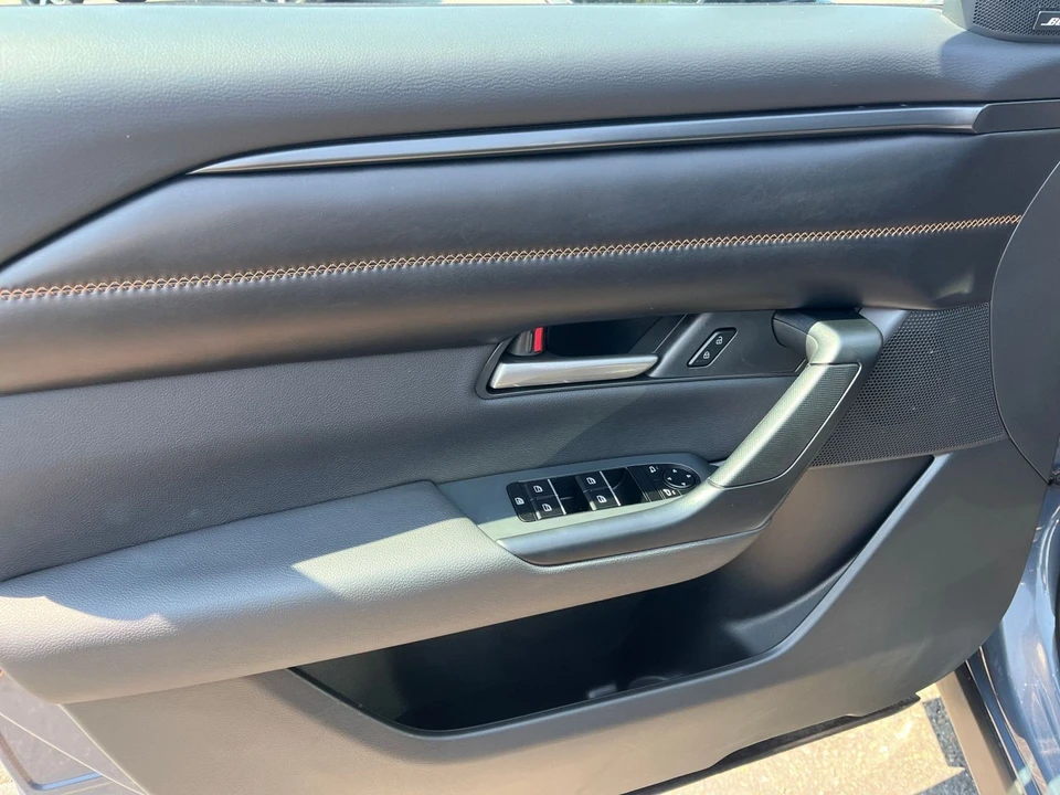 2026 Mazda CX-50 - Image 20 of 31