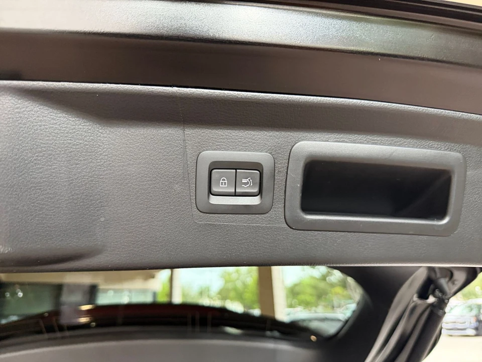 2026 Mazda CX-50 - Image 21 of 31
