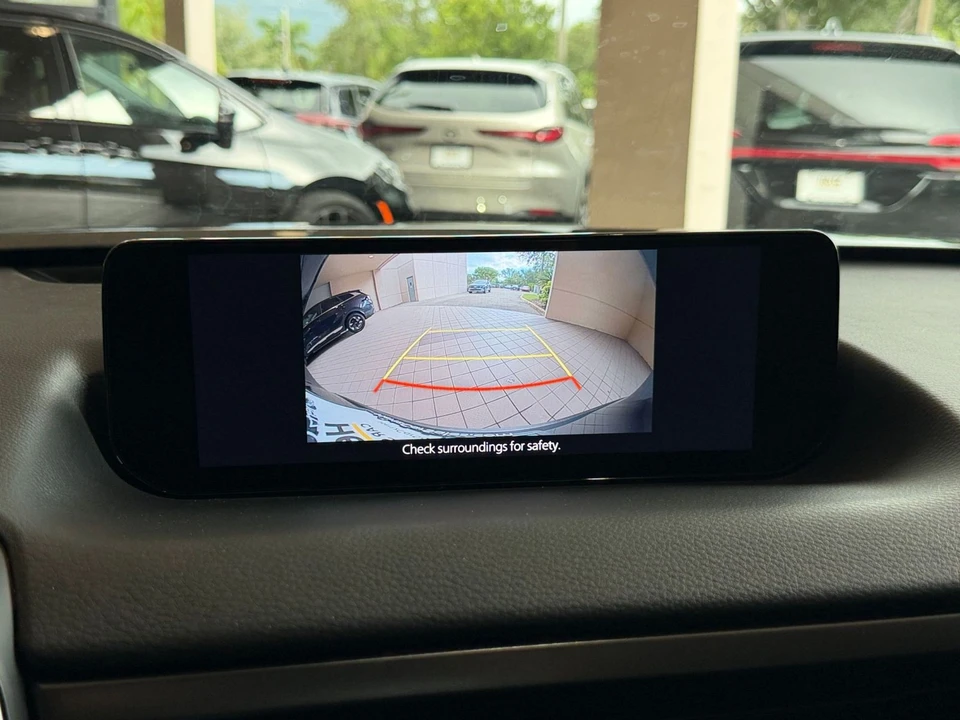 2026 Mazda CX-50 - Image 22 of 31