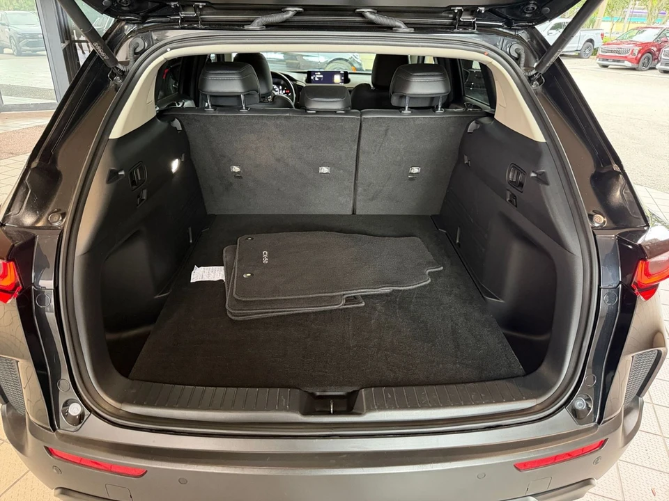 2026 Mazda CX-50 - Image 29 of 31