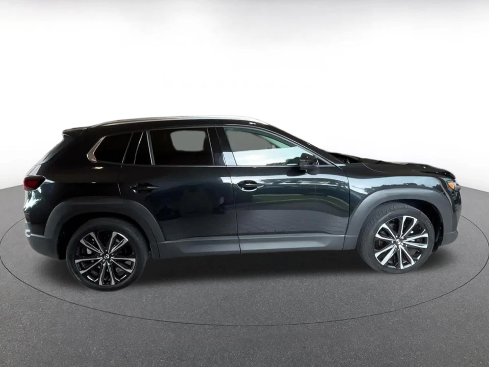 2026 Mazda CX-50 - Image 17 of 31