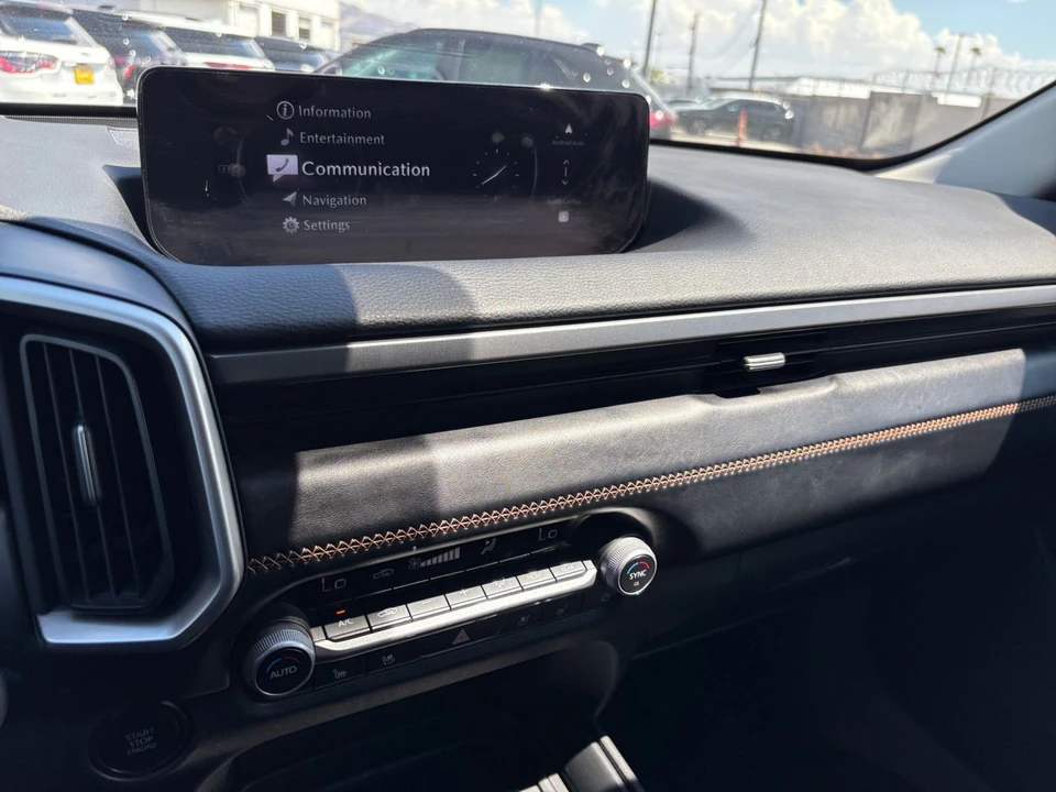 2026 Mazda CX-50 - Image 18 of 31