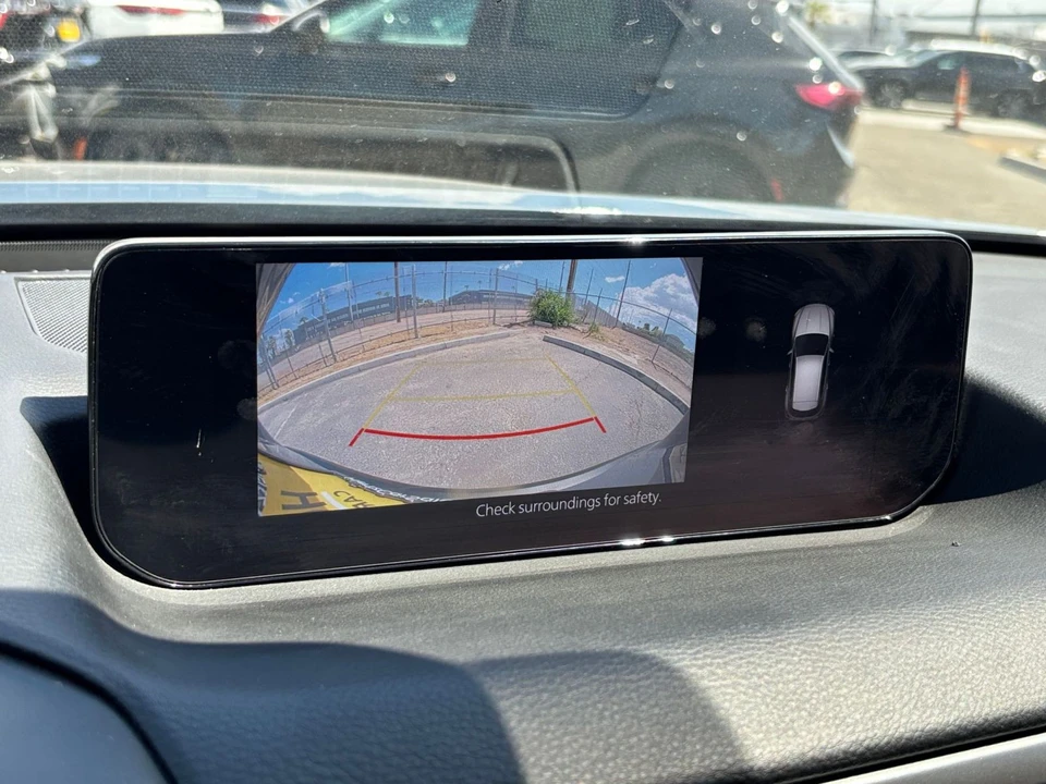 2026 Mazda CX-50 - Image 27 of 31