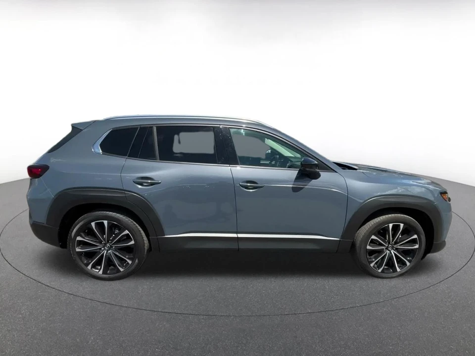 2026 Mazda CX-50 - Image 17 of 31