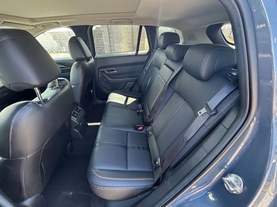 2026 Mazda CX-50 - Image 28 of 31