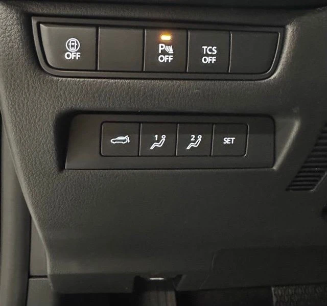 2026 Mazda - Image 17 of 19