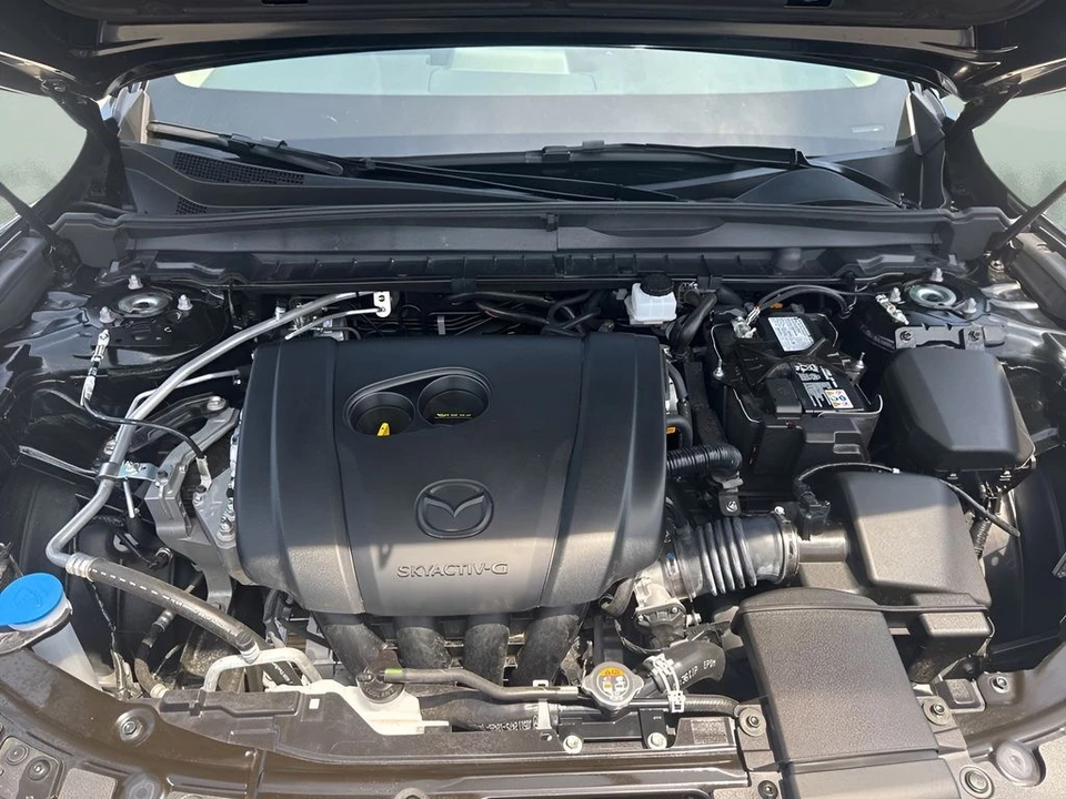 2026 Mazda CX-50 - Image 28 of 31