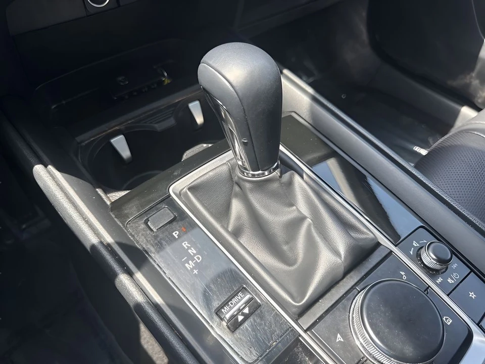 2026 Mazda CX-50 - Image 17 of 31
