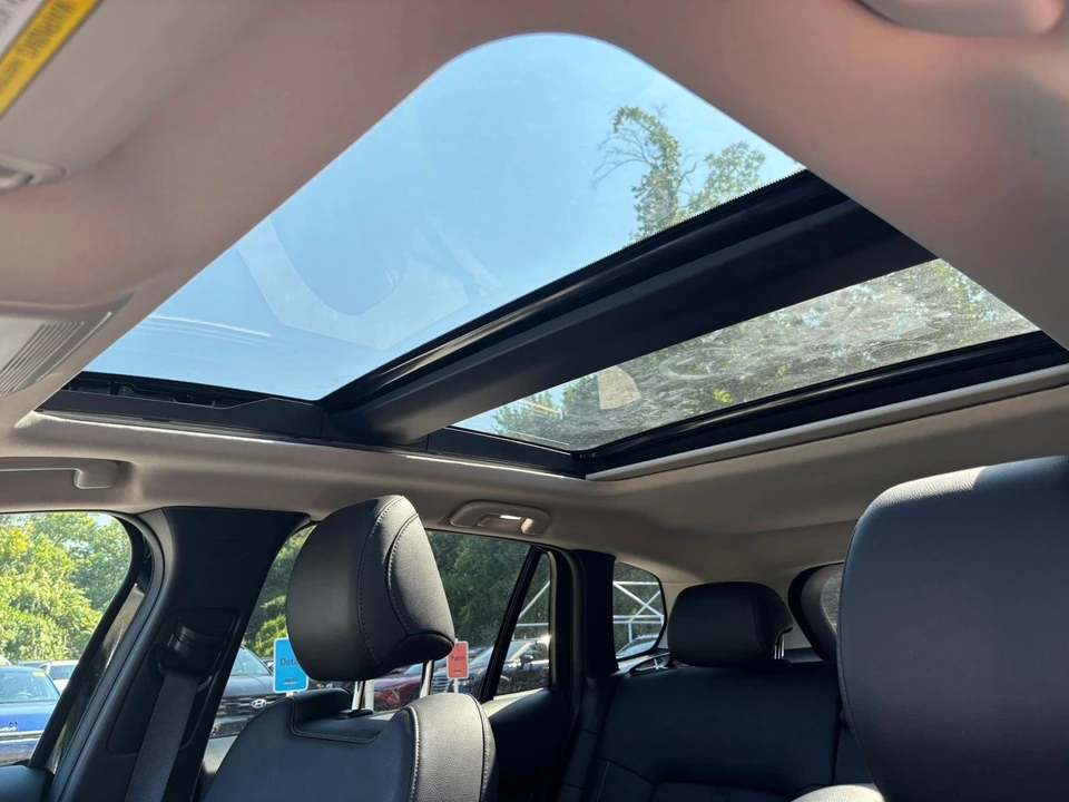 2026 Mazda CX-50 - Image 30 of 31