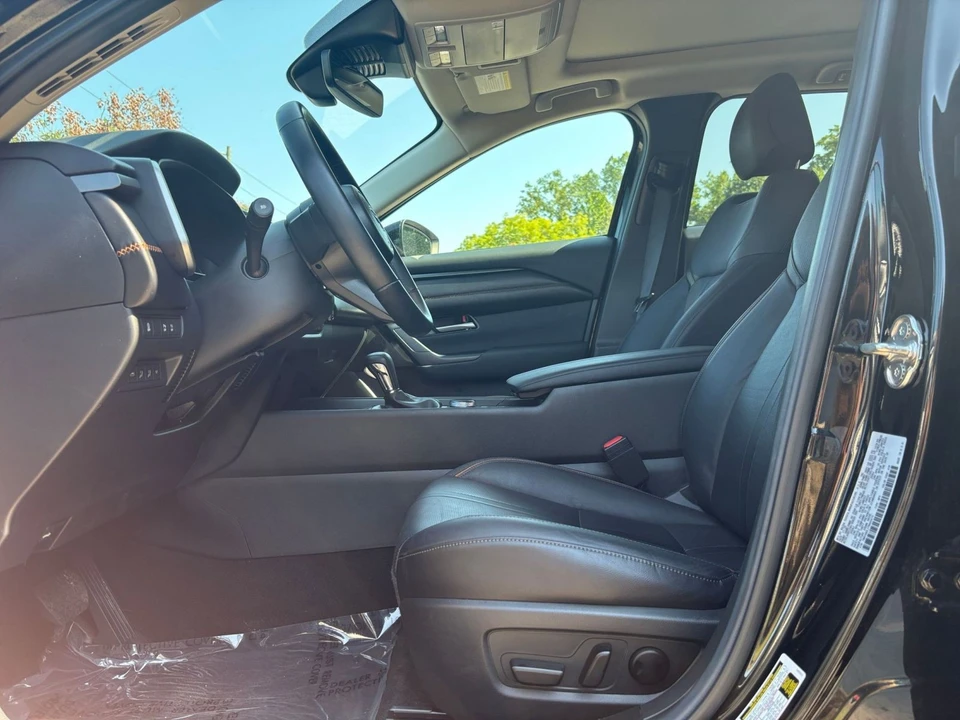 2026 Mazda CX-50 - Image 28 of 31