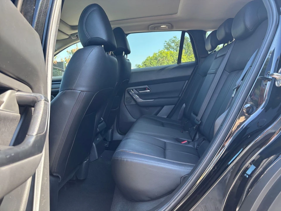 2026 Mazda CX-50 - Image 27 of 31