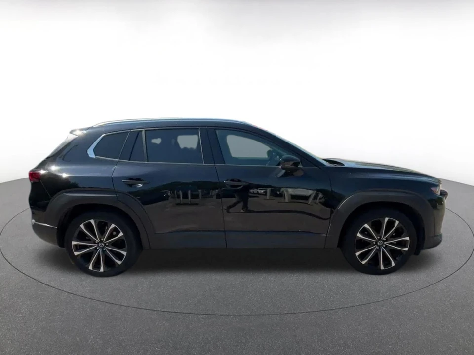 2026 Mazda CX-50 - Image 17 of 31