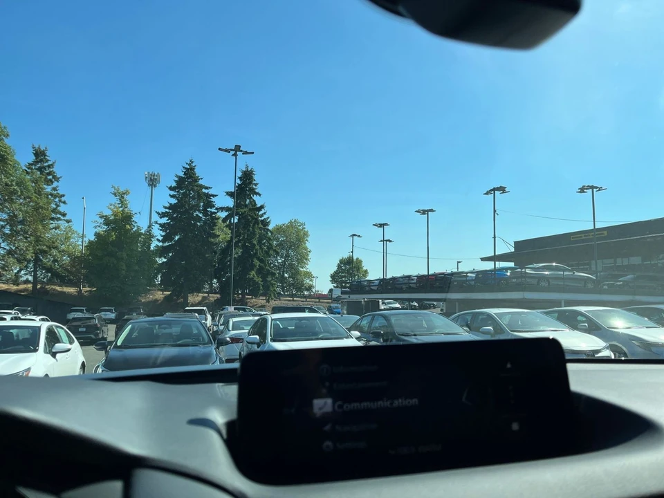 2026 Mazda CX-50 - Image 18 of 31