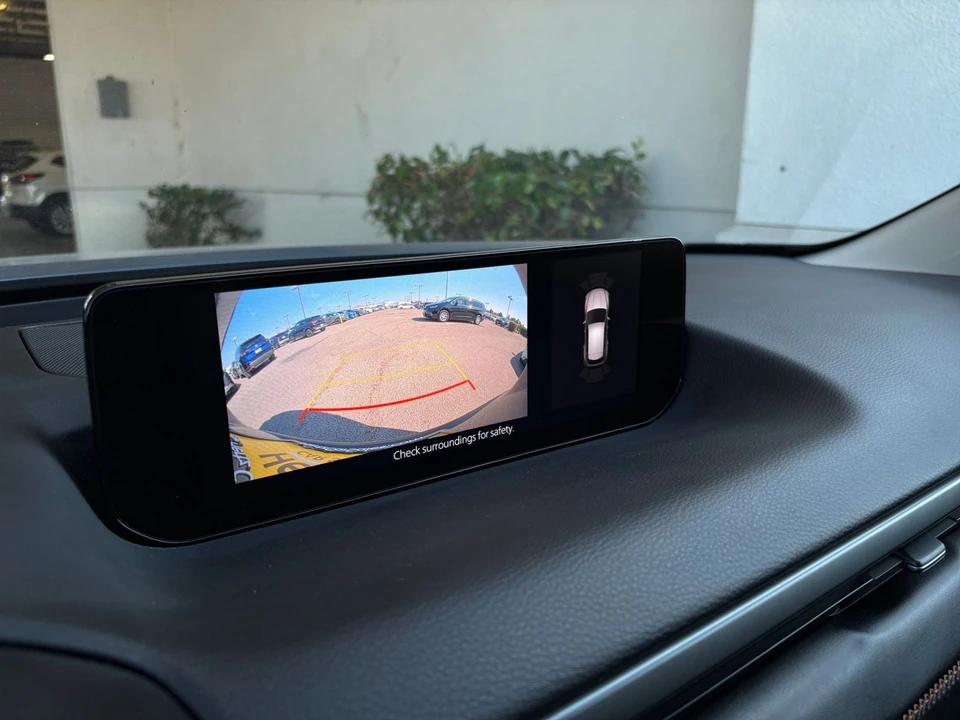 2026 Mazda CX-50 - Image 27 of 31