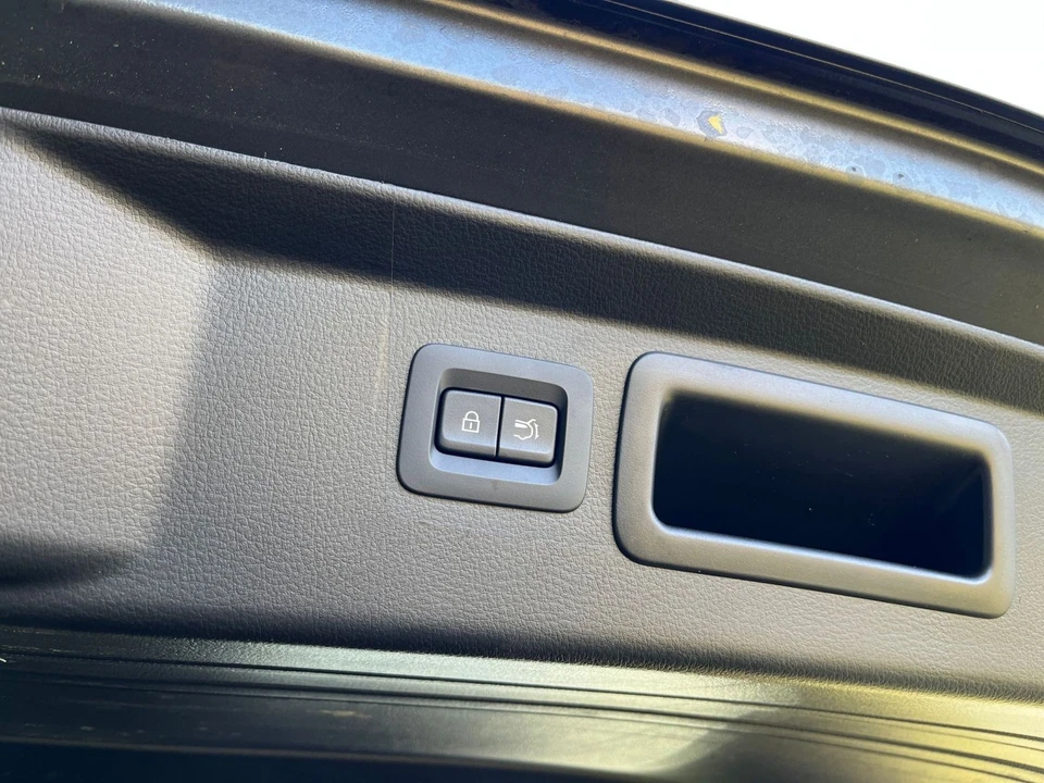 2026 Mazda CX-50 - Image 24 of 31