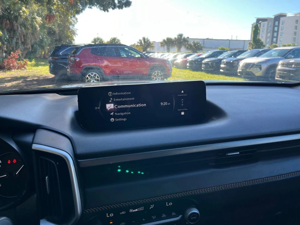 2026 Mazda CX-50 - Image 21 of 31