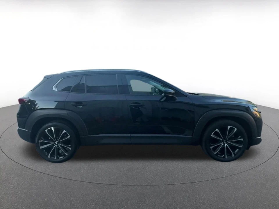 2026 Mazda CX-50 - Image 17 of 31