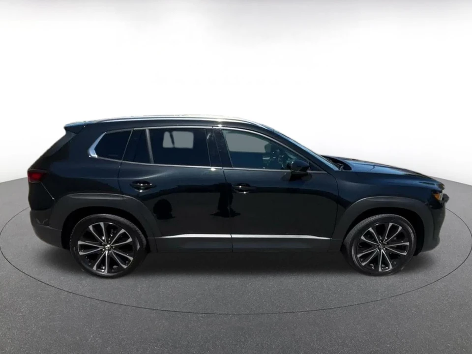 2026 Mazda CX-50 - Image 17 of 31