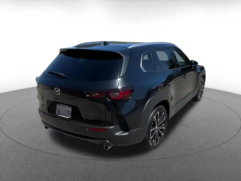 2026 Mazda CX-50 - Image 16 of 31