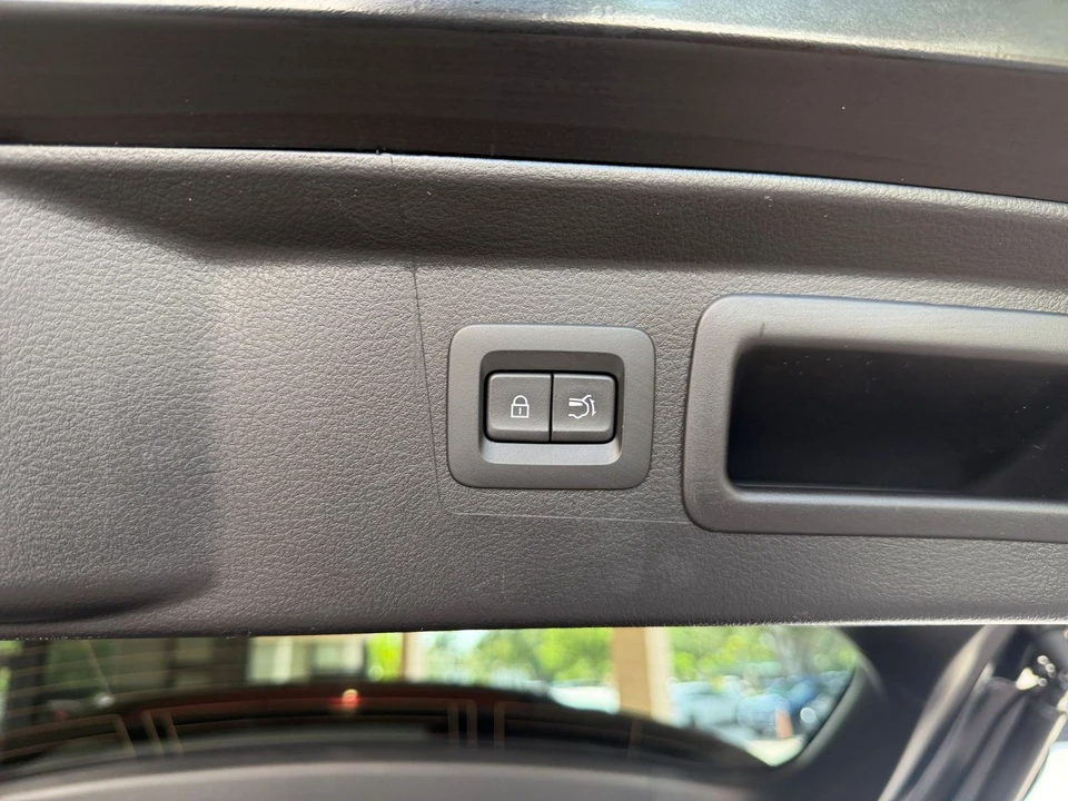 2026 Mazda CX-50 - Image 21 of 31