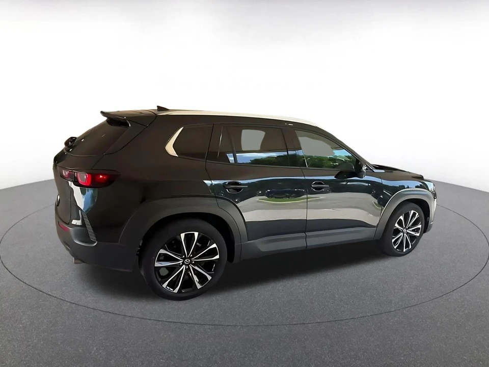 2026 Mazda CX-50 - Image 15 of 31