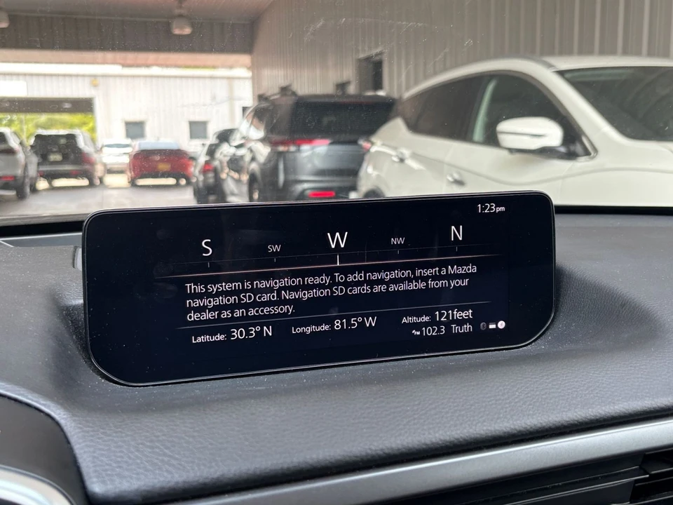 2026 Mazda CX-50 - Image 21 of 31