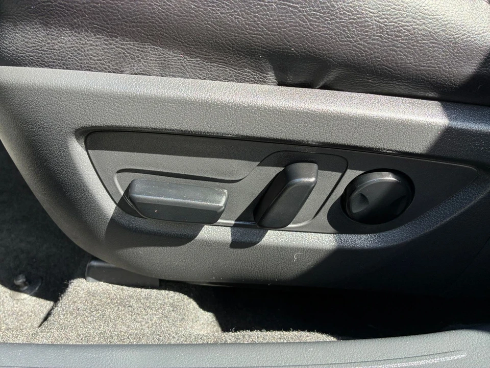 2026 Mazda CX-50 - Image 23 of 31