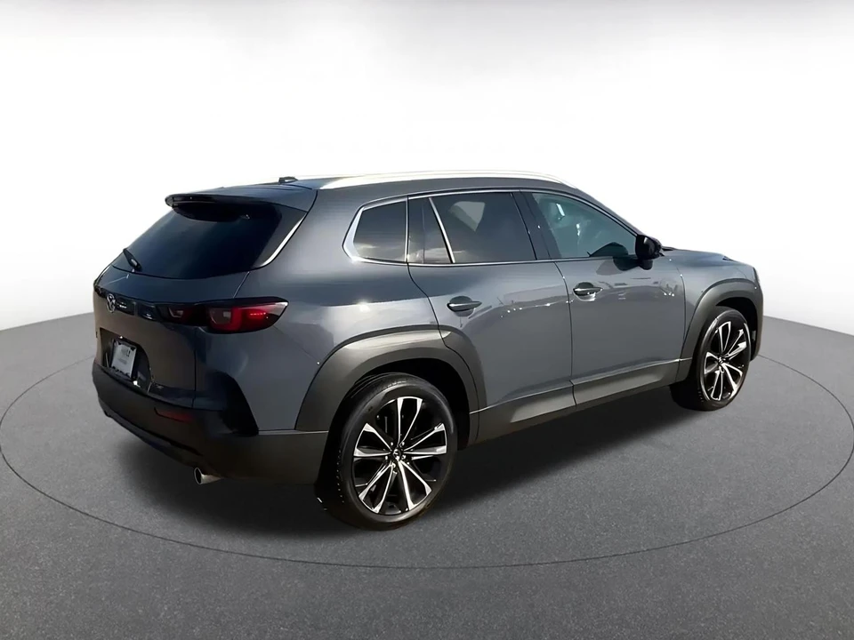 2026 Mazda CX-50 - Image 16 of 31