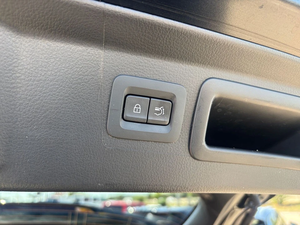 2026 Mazda CX-50 - Image 23 of 31
