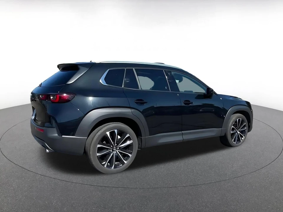 2026 Mazda CX-50 - Image 18 of 31