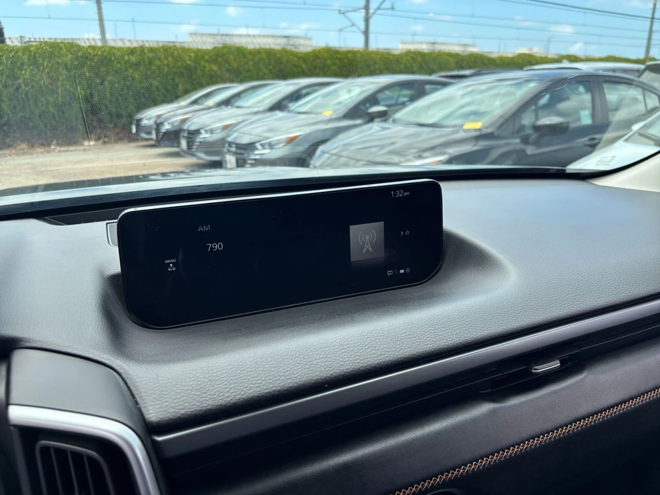 2026 Mazda CX-50 - Image 22 of 31