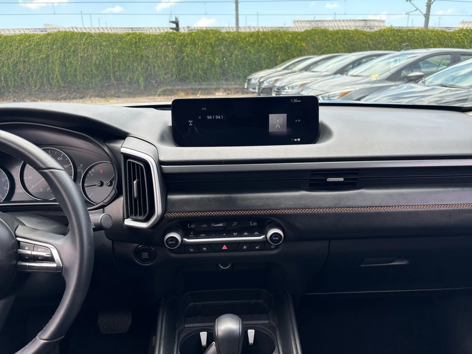 2026 Mazda CX-50 - Image 19 of 31