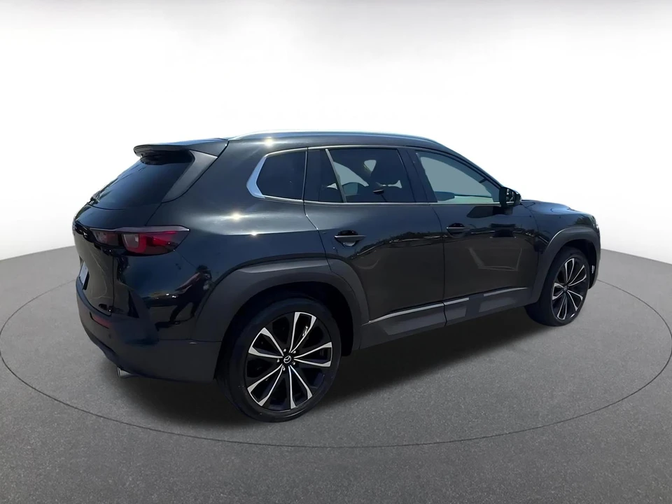 2026 Mazda CX-50 - Image 16 of 31