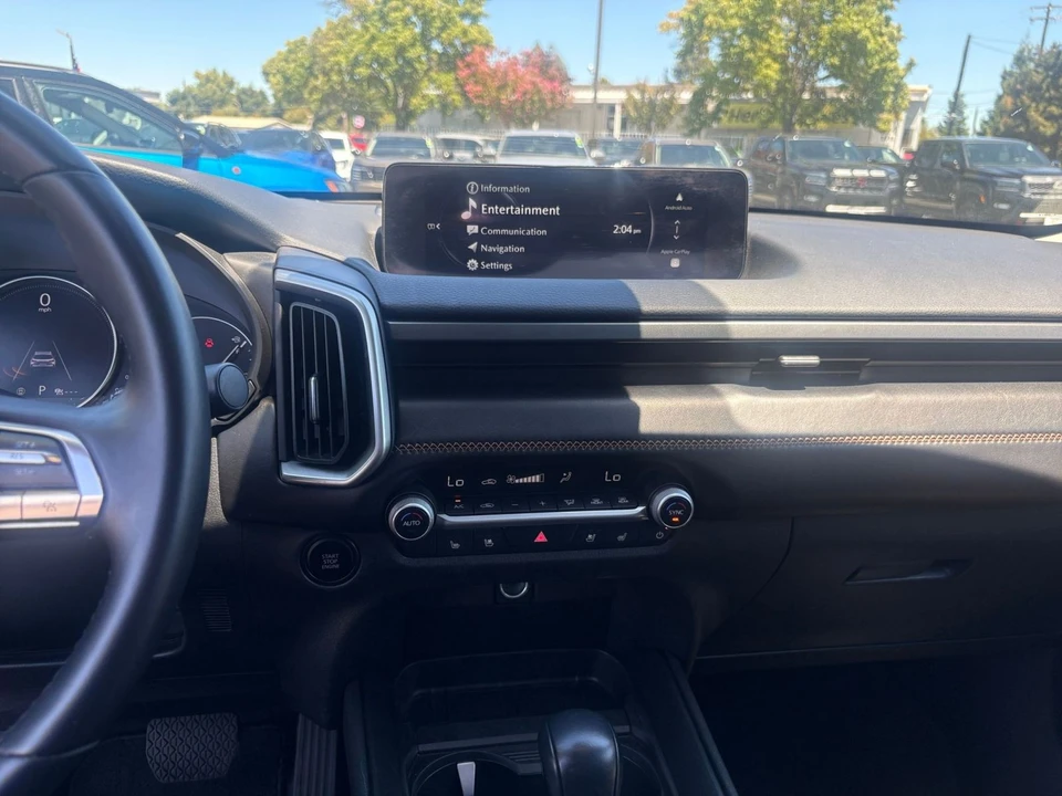 2026 Mazda CX-50 - Image 19 of 31