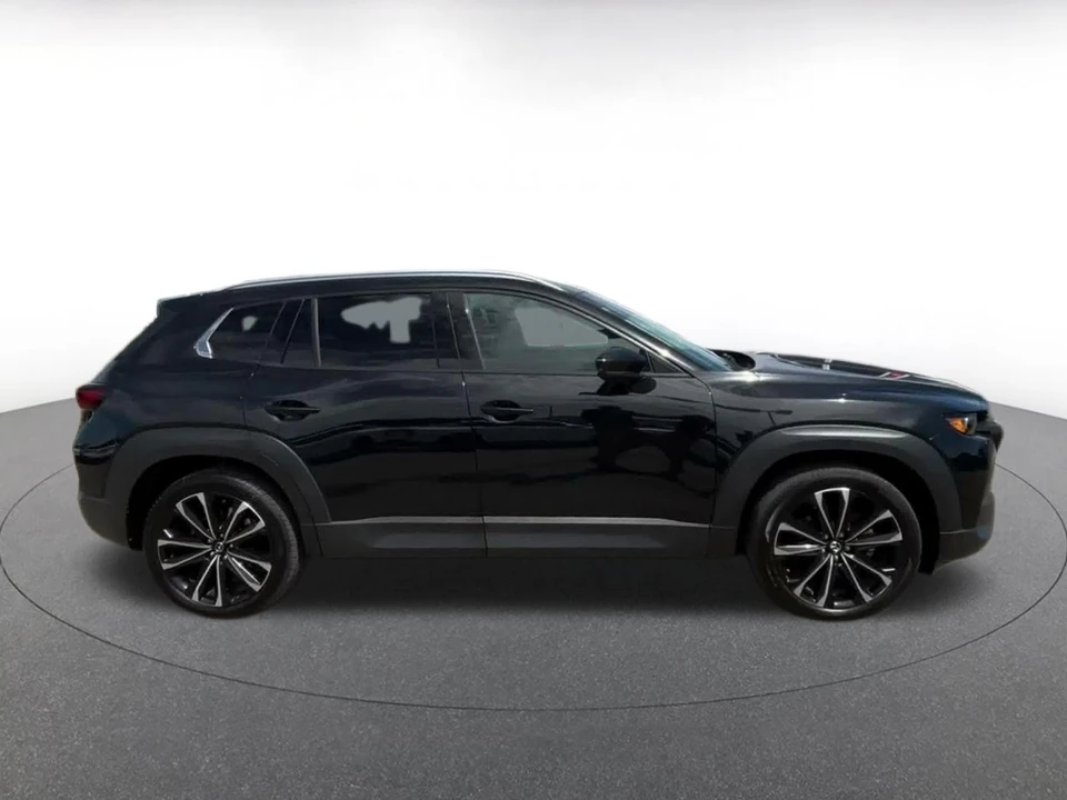 2026 Mazda CX-50 - Image 18 of 31