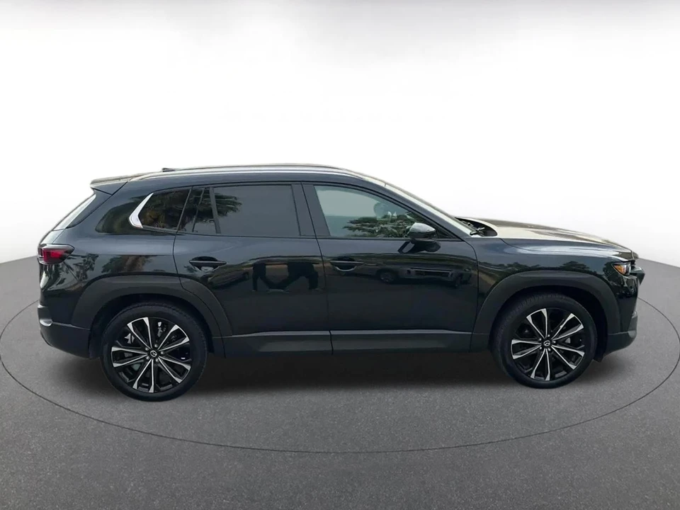 2026 Mazda CX-50 - Image 17 of 31