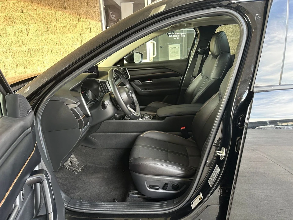 2026 Mazda CX-50 - Image 29 of 31
