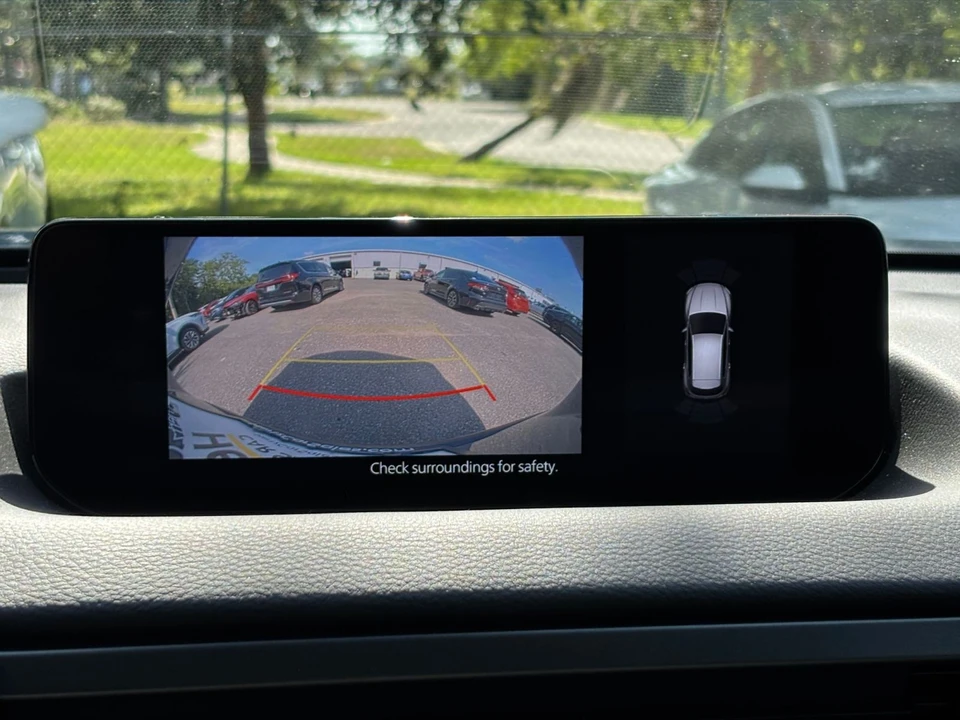 2026 Mazda CX-50 - Image 26 of 31