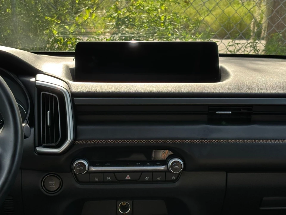 2026 Mazda CX-50 - Image 21 of 31