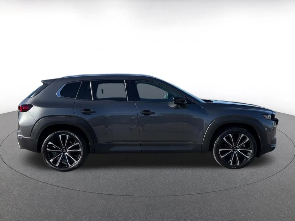 2026 Mazda CX-50 - Image 17 of 31